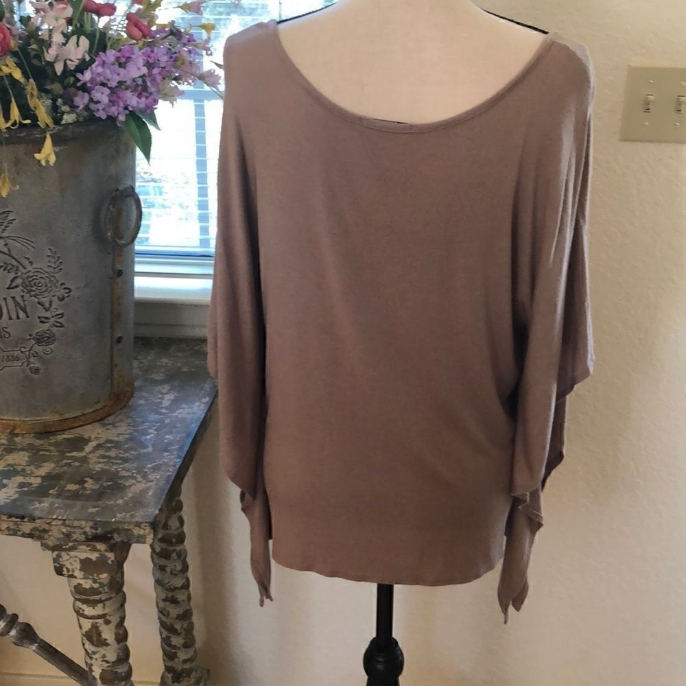 Limonata Cape Top   - Picture 5 of 8